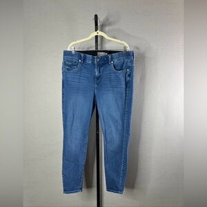 Torrid Bombshell Skinny Jeans Women’s 20 R Mid Rise Blue Stretch Denim